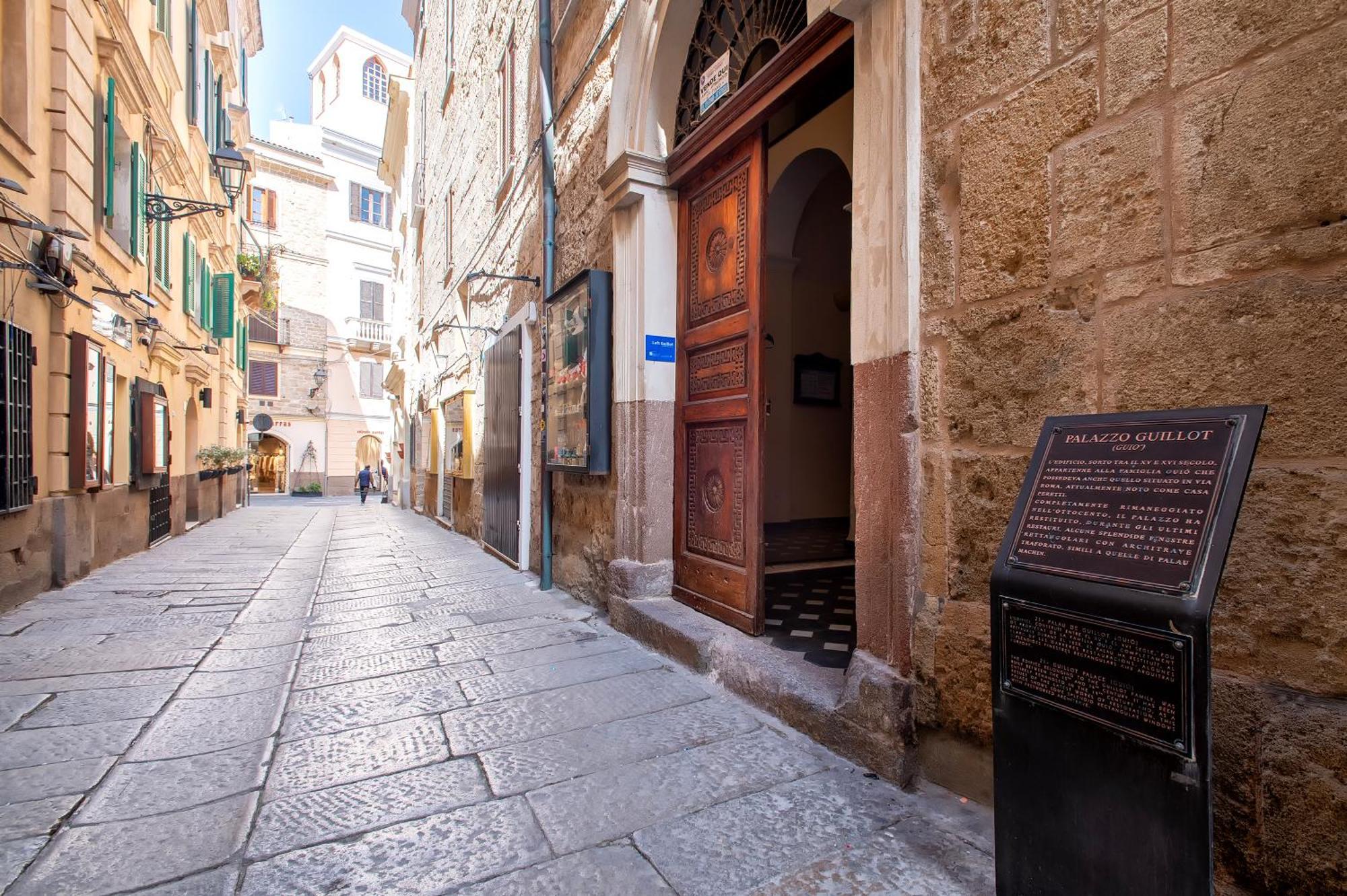 Casa Maria - Apartment In The Old Town Of Alghero Buitenkant foto